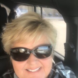 Meet your Posher, Lynn